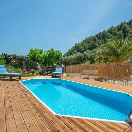 Family Private Homes & Sea View Литакия Экстерьер фото
