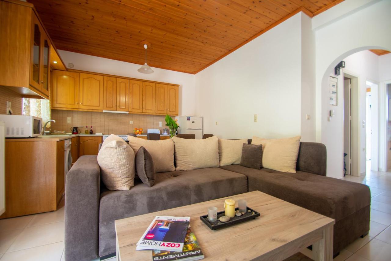 Family Private Homes & Sea View Литакия Экстерьер фото
