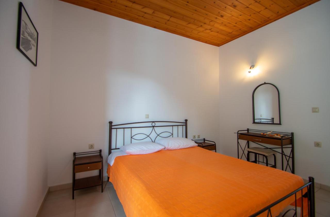 Family Private Homes & Sea View Литакия Экстерьер фото