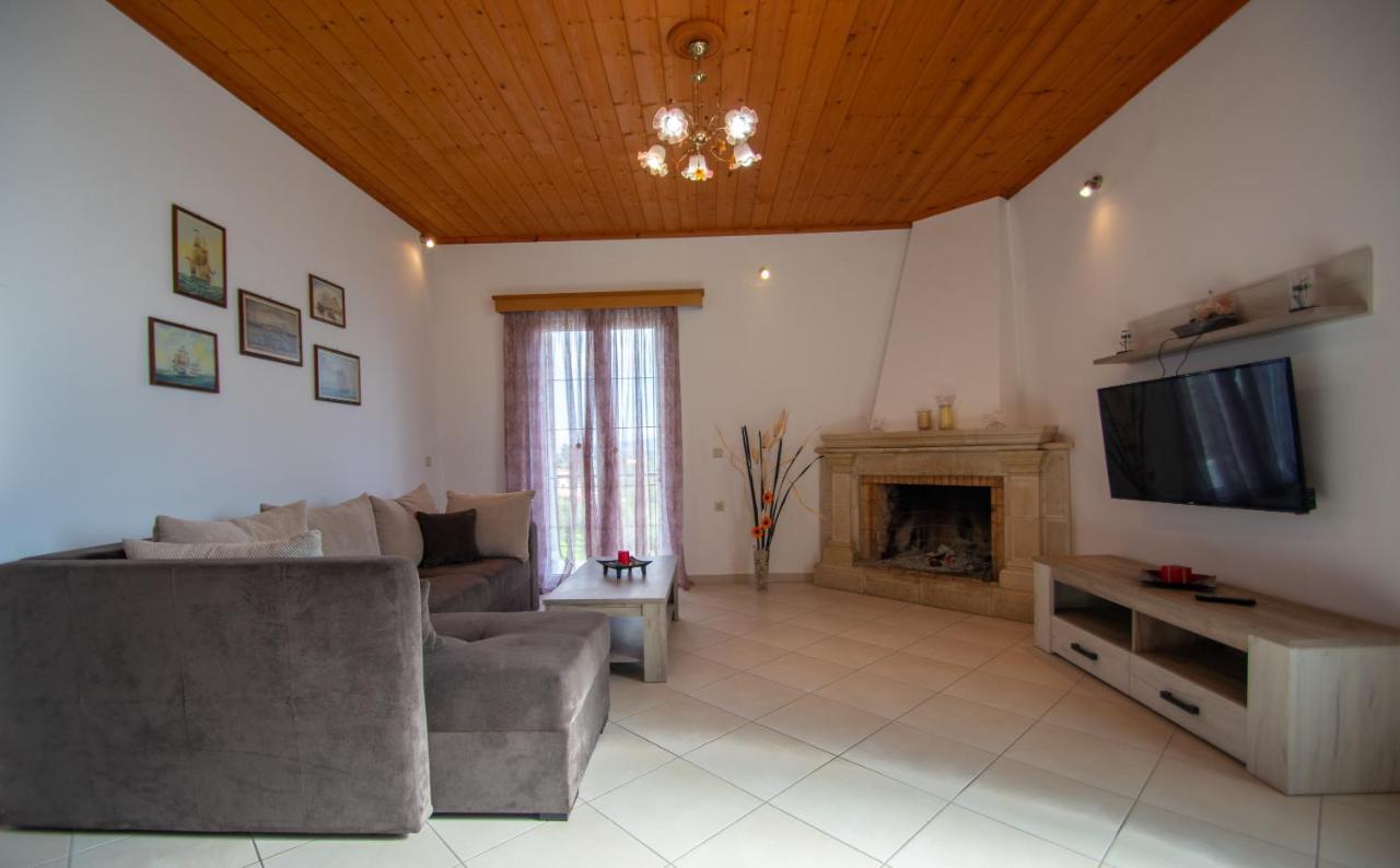 Family Private Homes & Sea View Литакия Экстерьер фото