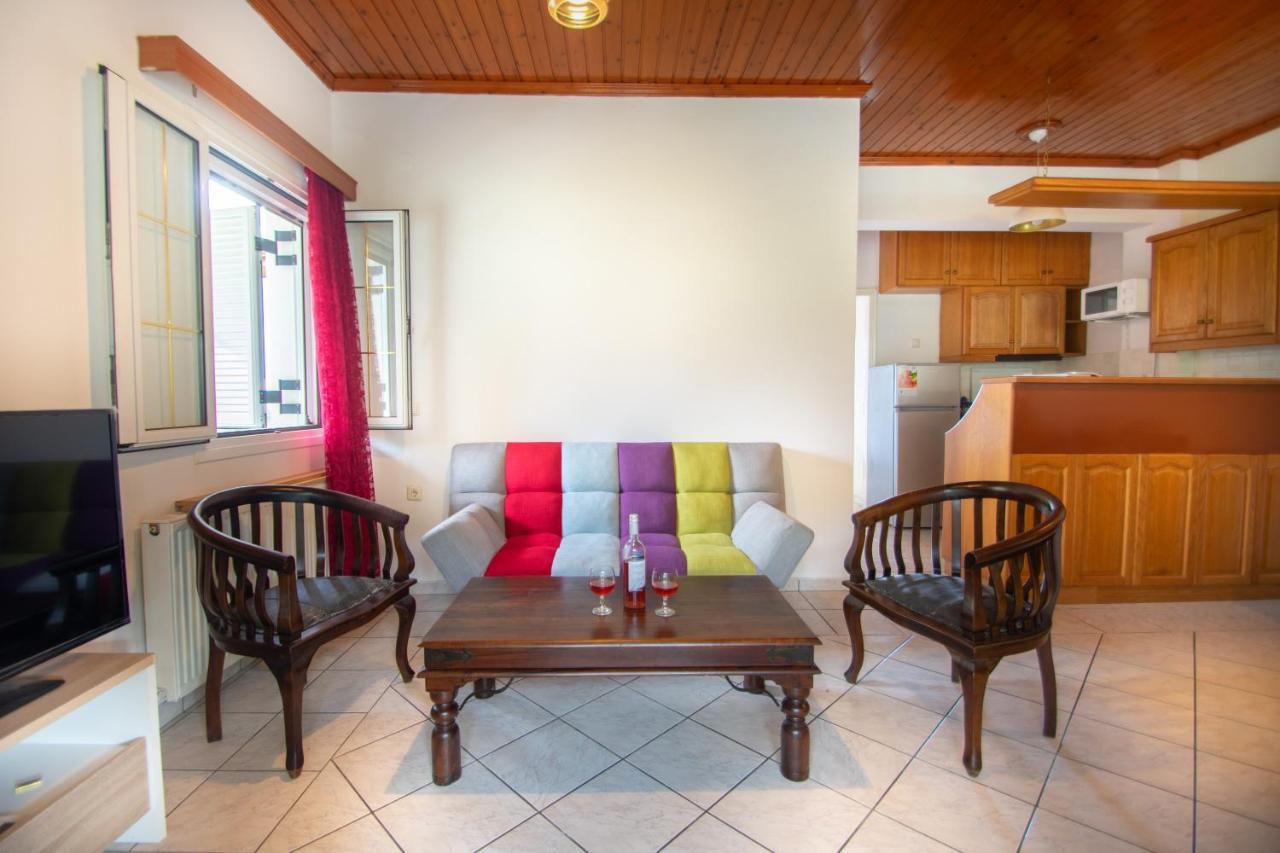 Family Private Homes & Sea View Литакия Экстерьер фото