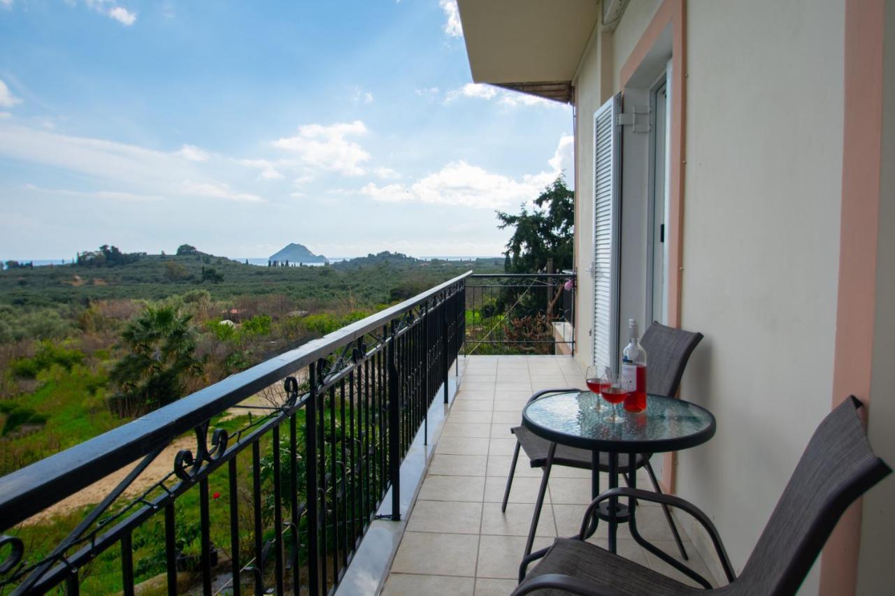Family Private Homes & Sea View Литакия Экстерьер фото