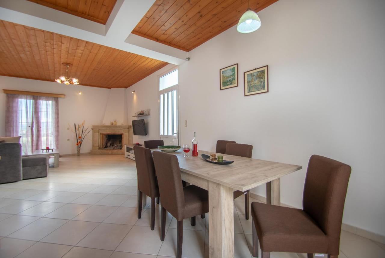 Family Private Homes & Sea View Литакия Экстерьер фото