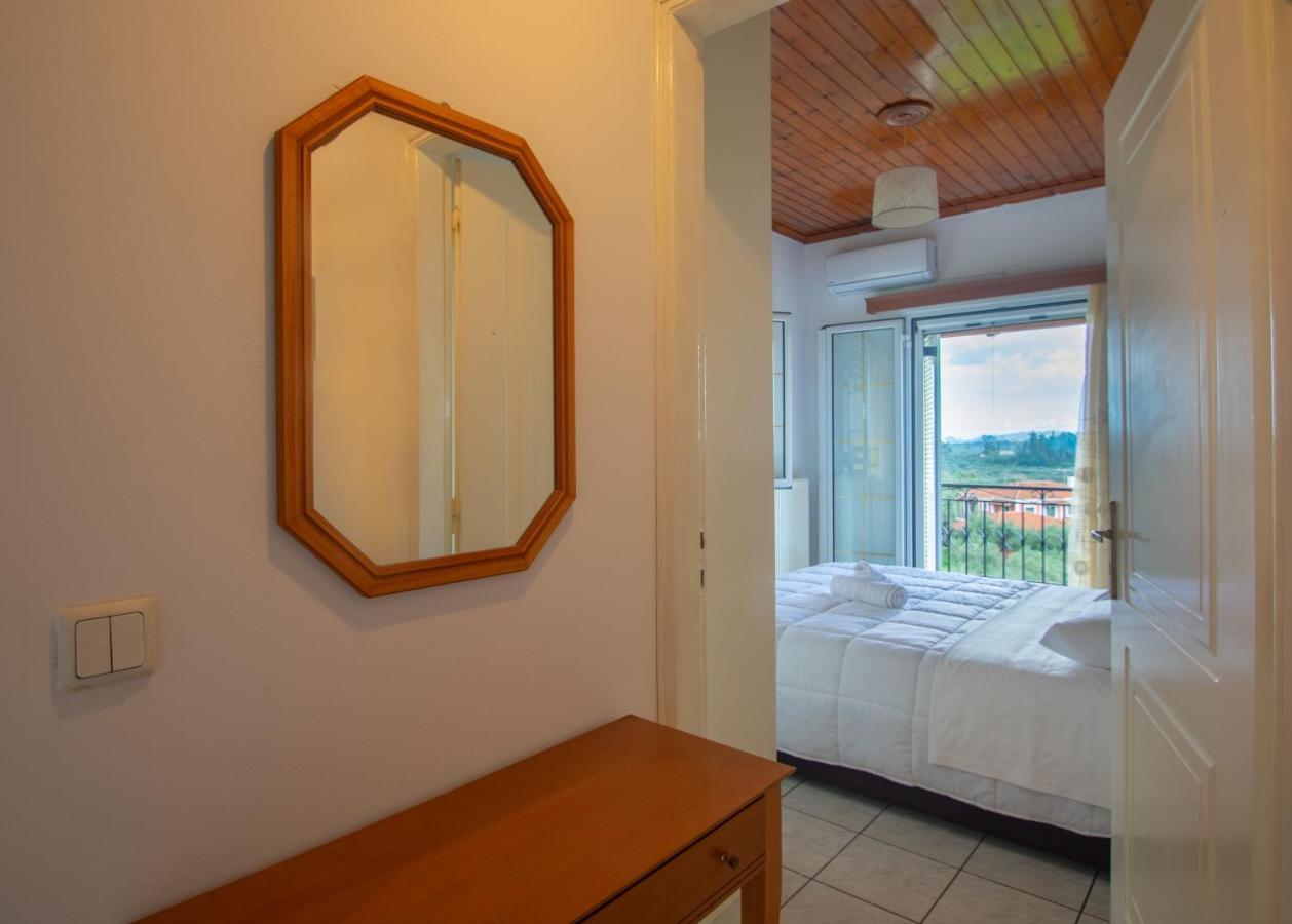 Family Private Homes & Sea View Литакия Экстерьер фото