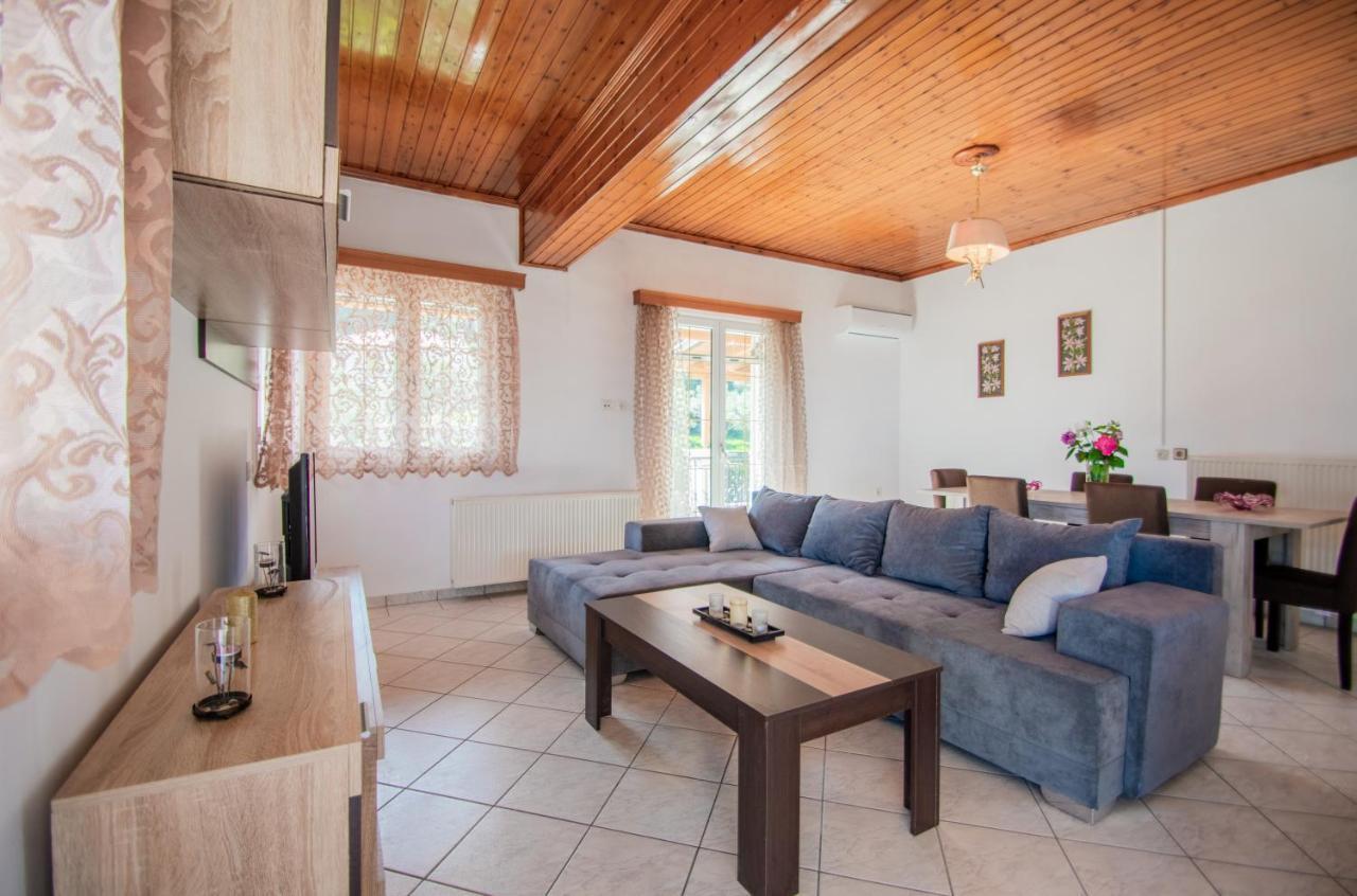 Family Private Homes & Sea View Литакия Экстерьер фото