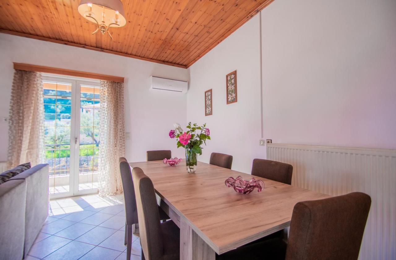 Family Private Homes & Sea View Литакия Экстерьер фото