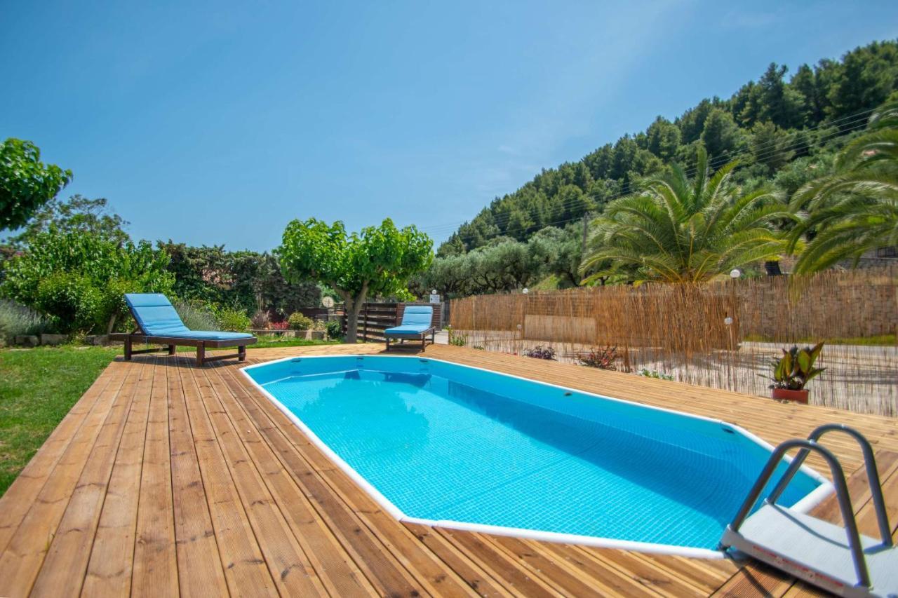 Family Private Homes & Sea View Литакия Экстерьер фото